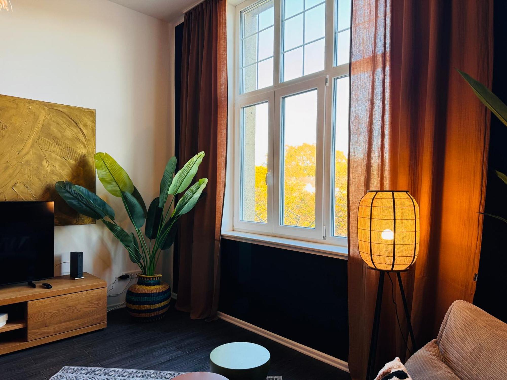 Appartement Klassen - Designer Altbau Mit 2 - Naehe Zentrum Und Rhein *